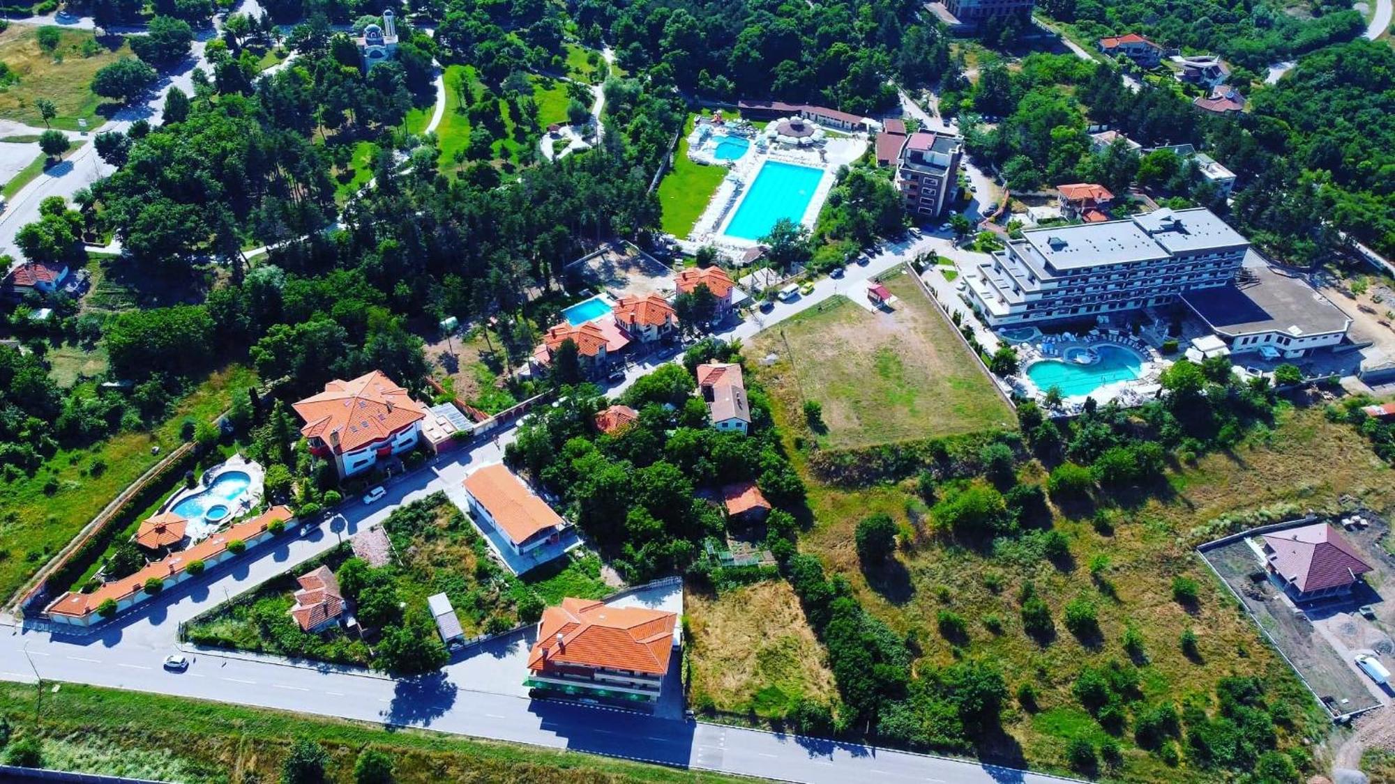 D Villa Mineralni Bani Exterior foto